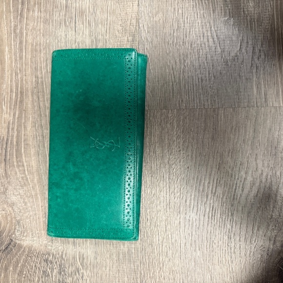 Yves Saint Laurent Handbags - 💚 Yves Saint Laurent YSL Green Leather Long Wallet